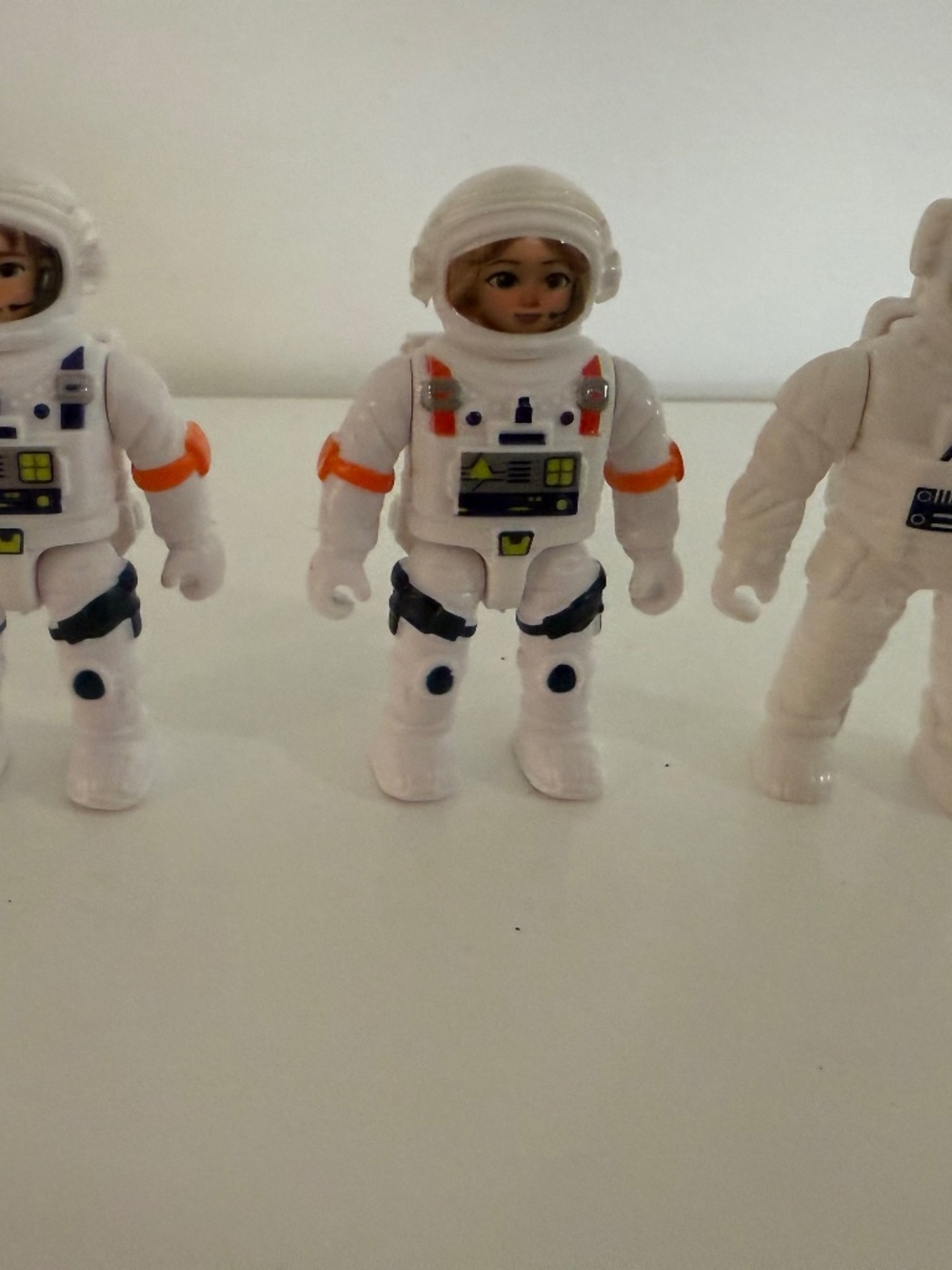 True Heroes Expedition LUNAR SPACE ASTRONAUTS ~ Lot of 3!  Toys R Us